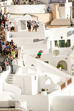 041014Santorini-750