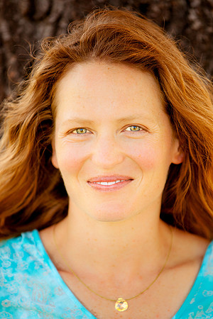ClaireHeadShots-0103-Edit